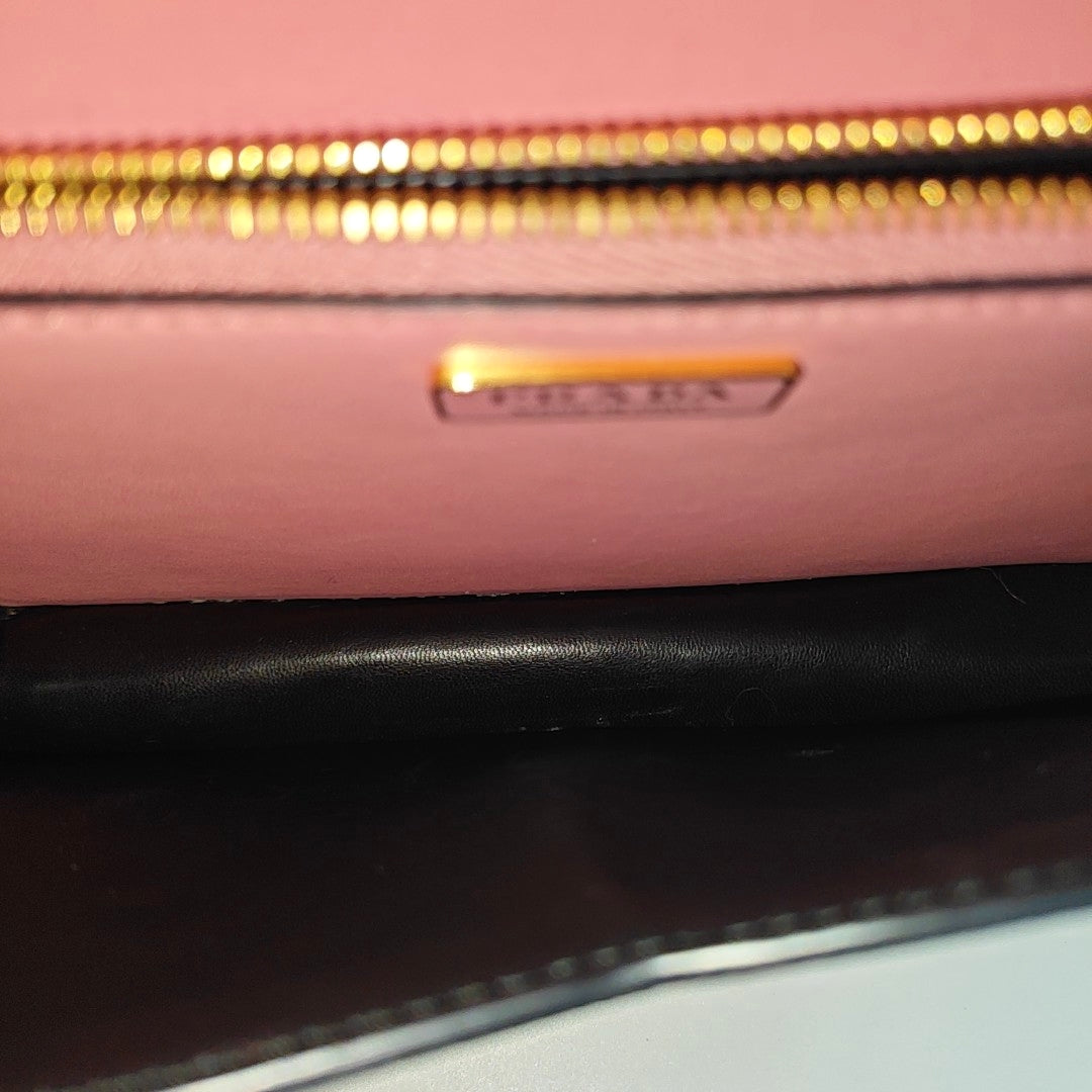 Saffiano Calfskin Shoulder Bag Pink