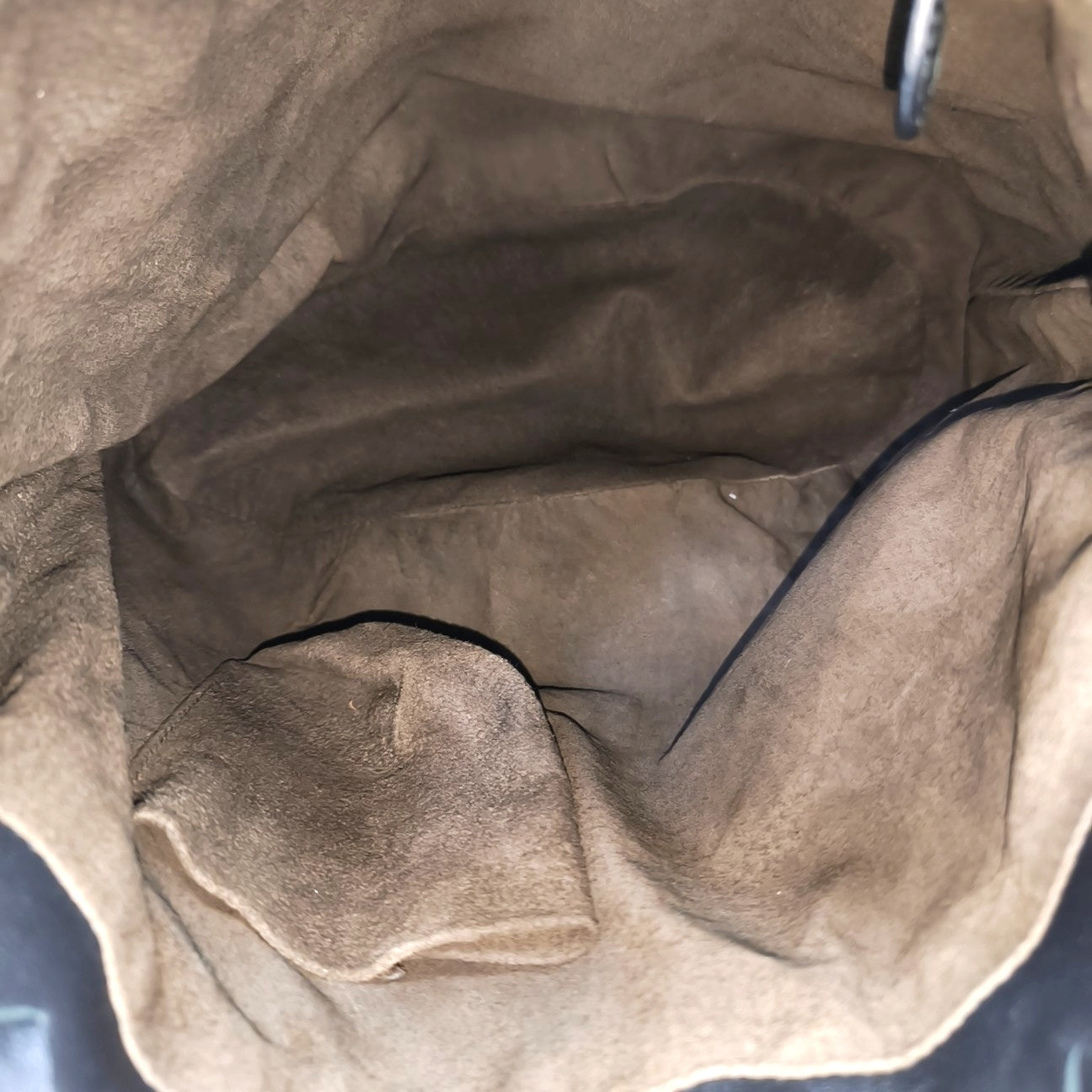 Lambskin Bucket Bag Black