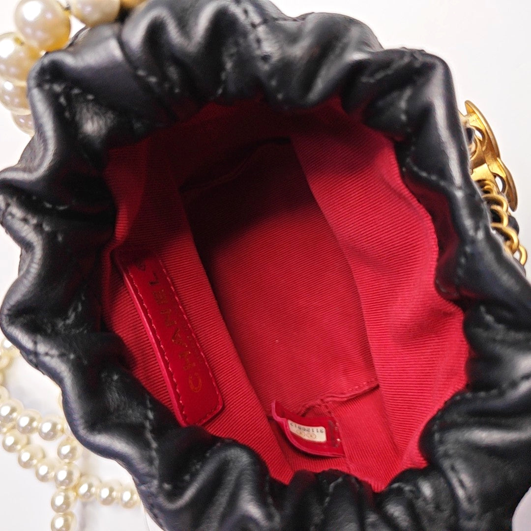 DRAWSTRING Mini Quilted Calfskin Black