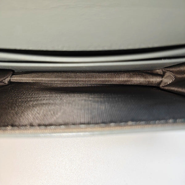 Monedero Saddle de lona Monogram gris