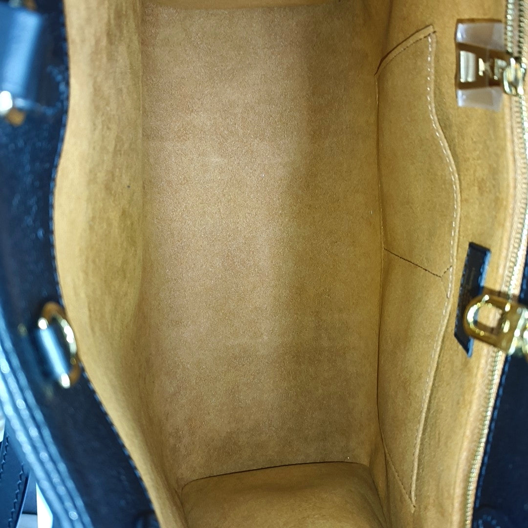 ONTHEGO MM Monogram Calfskin Black