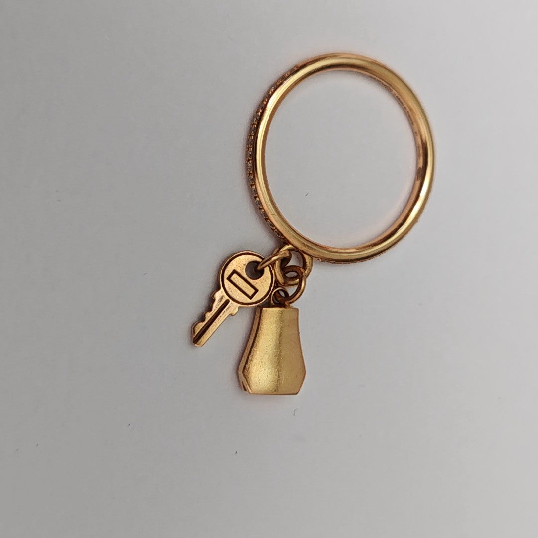 Kelly Clochette 18k Gold Rose Gold Ring EU 51