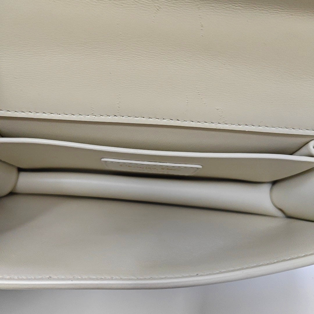 30 Montaigne East-West Mini Calfskin White