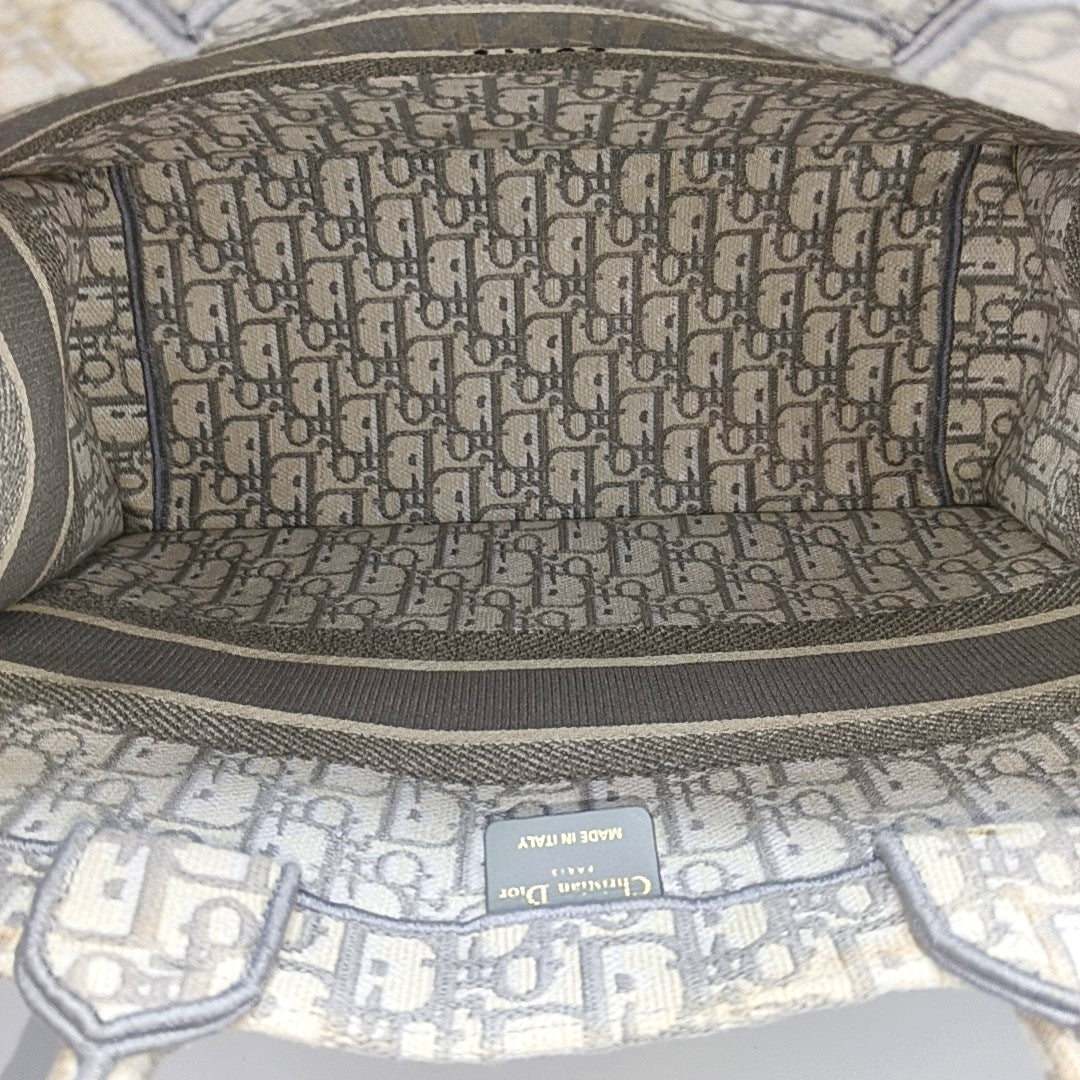 Book Tote Medium Oblique Canvas Gray