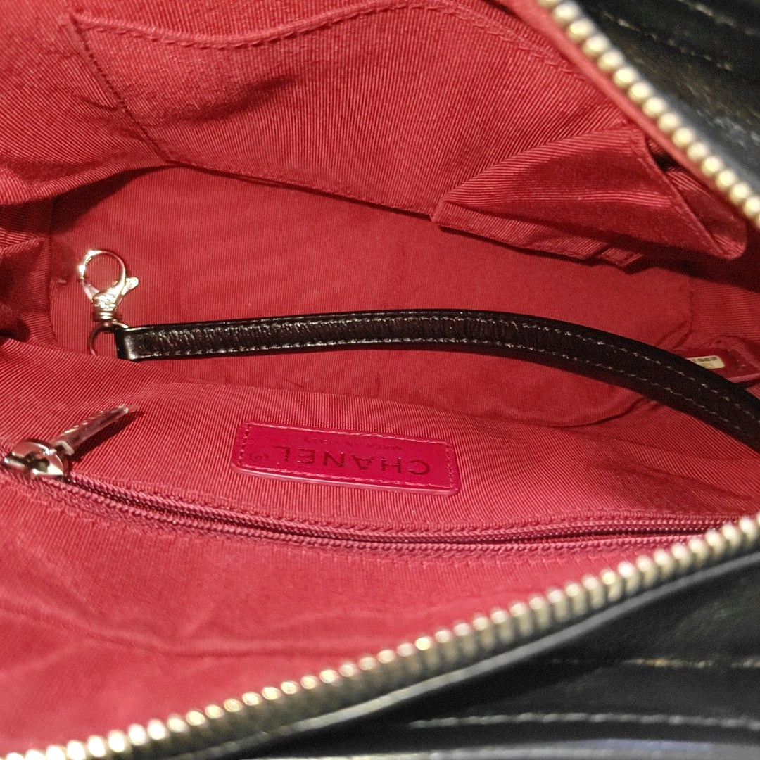 GABRIELLE Small Quilted Calfskin Black