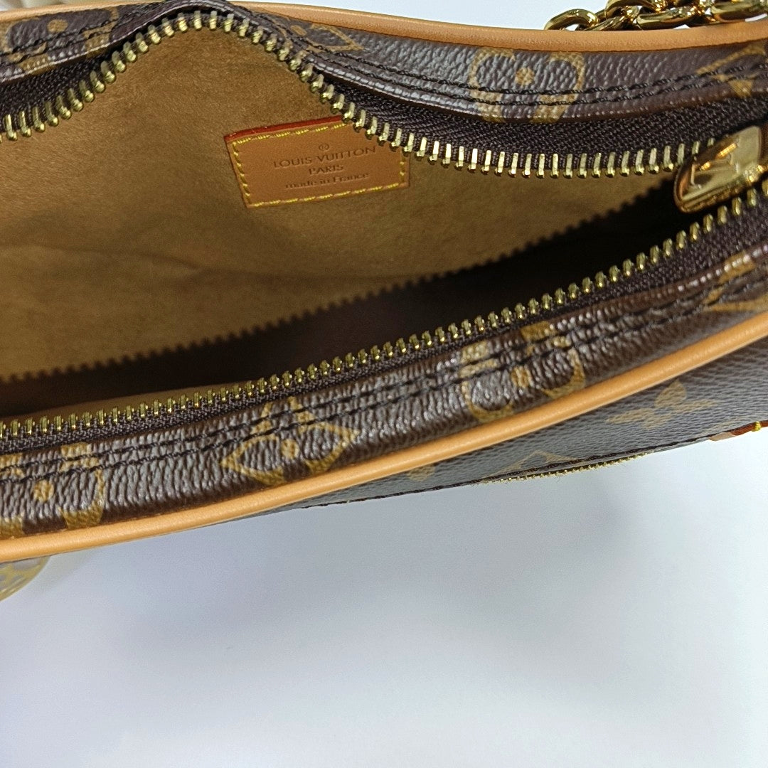 LOOP Monogram Coated Canvas Brown