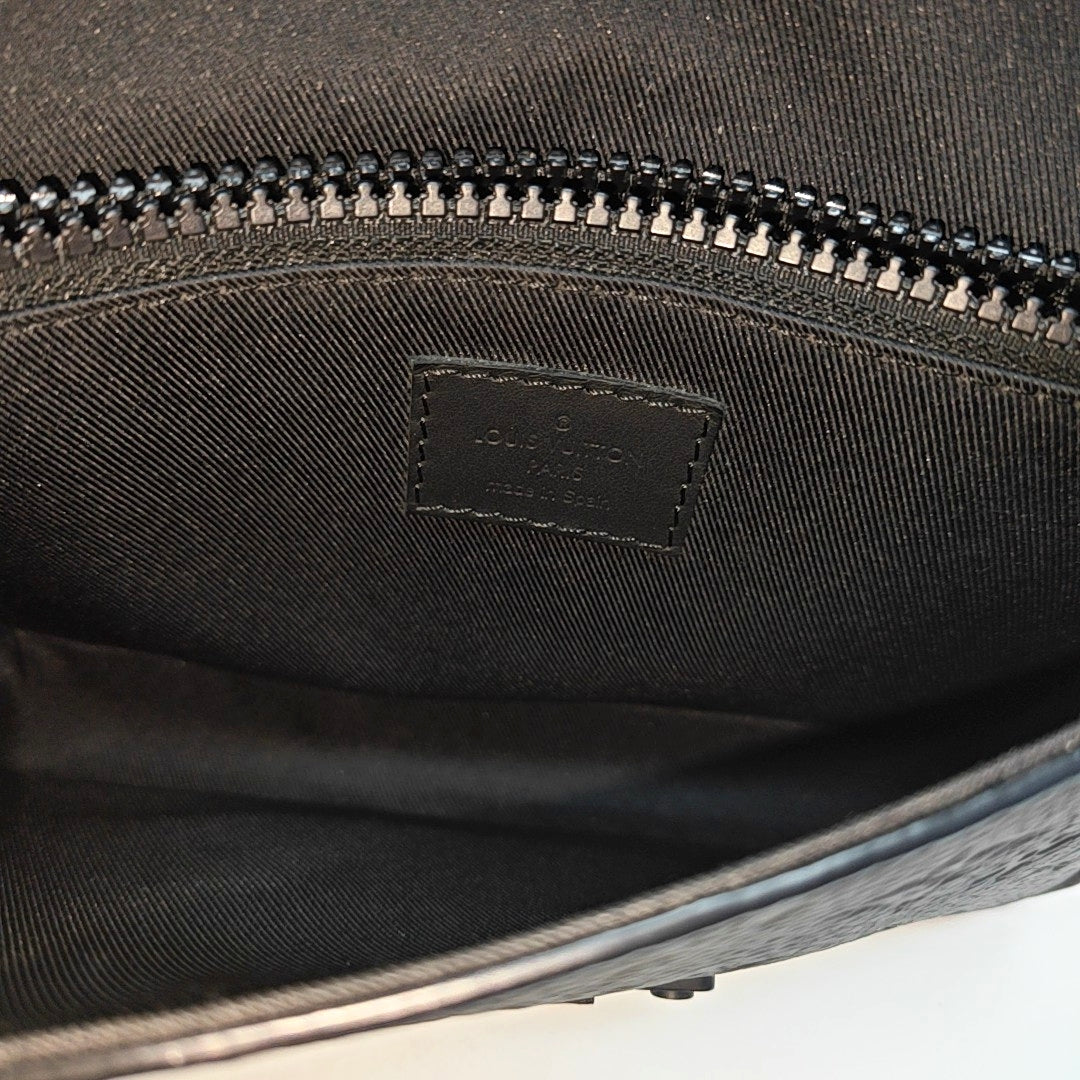 S LOCK Monogram Calfskin Black