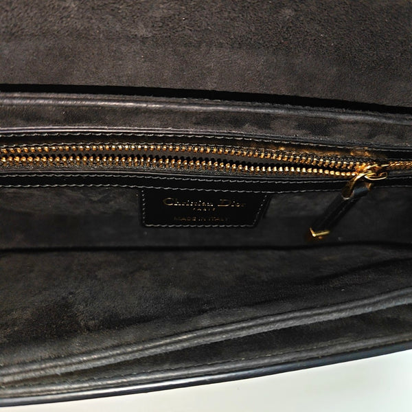 Bobby Medium Calfskin Black
