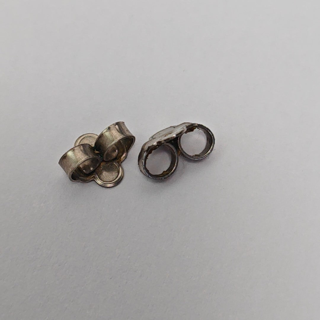 ESSENTIAL V Metal Silver Stud Earrings
