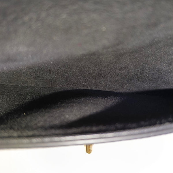 Authenticated pre-owned  LOCKME Calfskin Black - Shoulder Bag at Looply