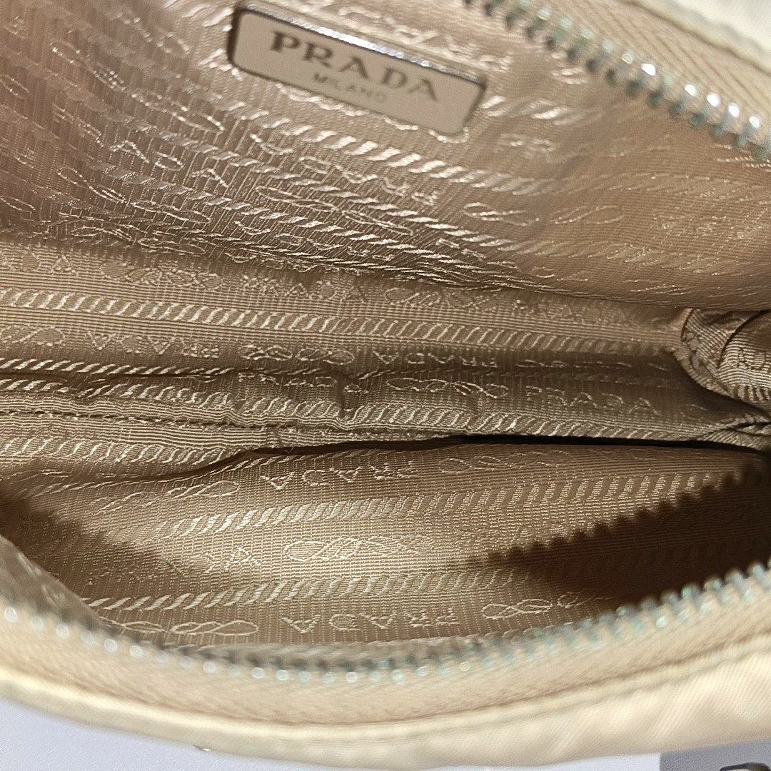 Re-Edition2000 Mini Nylon Beige