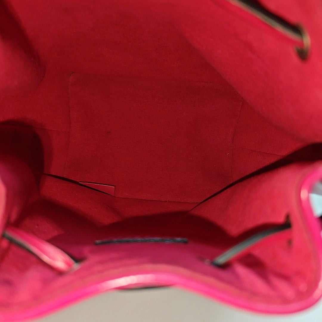 Authenticated pre-owned  NOÉ Nano Epi Red - Bucket Bag at Looply