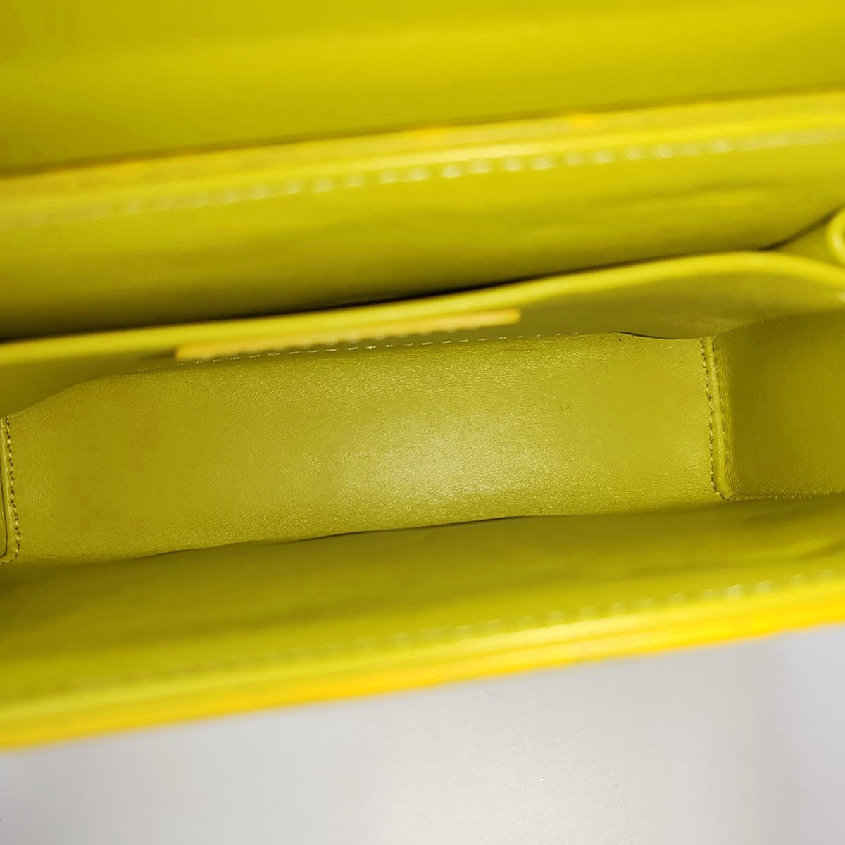 30 Montaigne Mini Calfskin Green