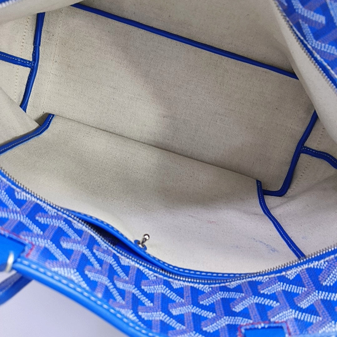 Authenticated pre-owned  Saint Louis PM Coated Canvas Blue - Tote Bag at Looply