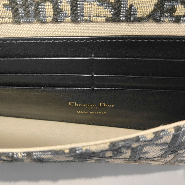 Authenticated pre-owned  Bobby Monogram Canvas Beige - Shoulder Bag at Looply