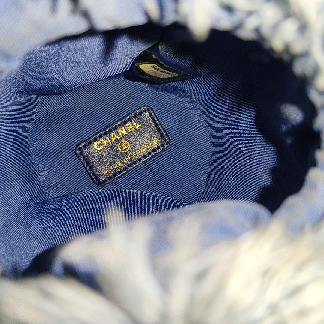 DRAWSTRING Mini Quilted Denim Blue