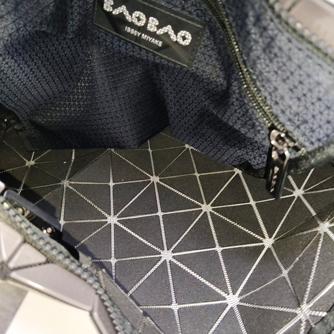 Special Material Shoulder Bag Medium Gray