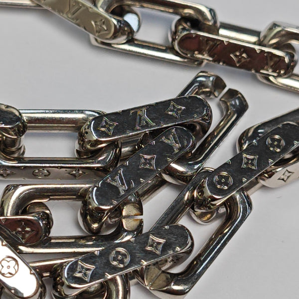Metal Silver Necklace