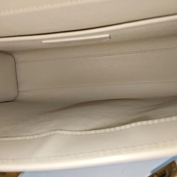 MANHATTAN Medium Calfskin White