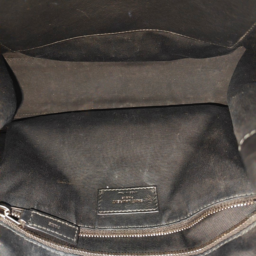 NIKI Medium Chevron Calfskin Black
