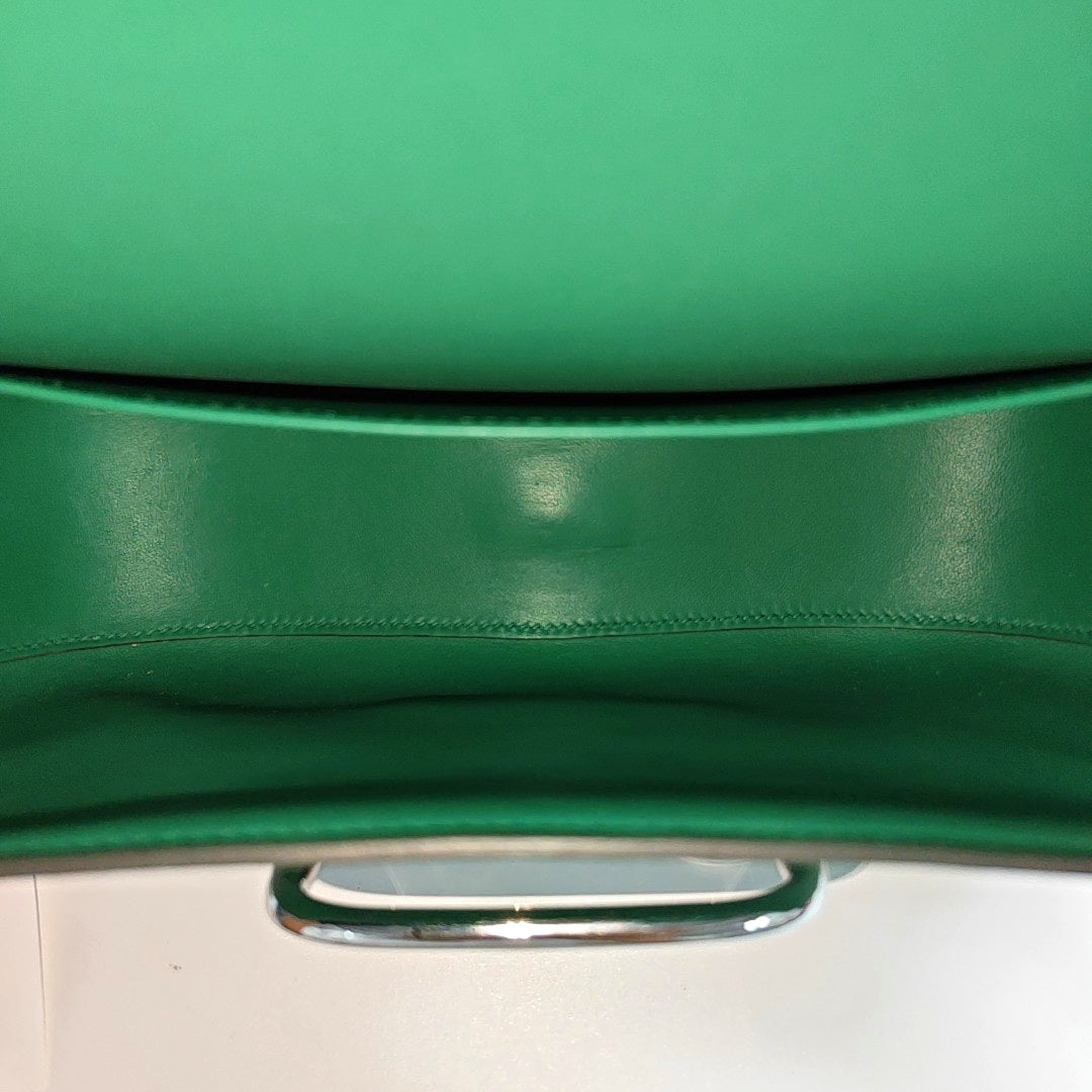 Della Cavalleria Epsom Green