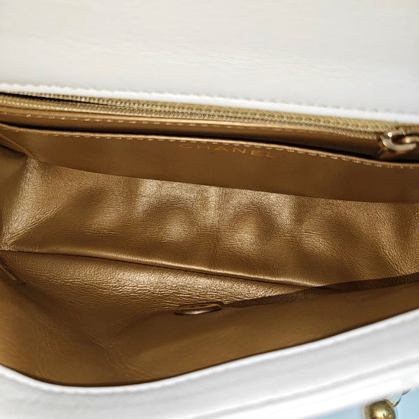 CLASSIC FLAP Mini Quilted Lambskin White