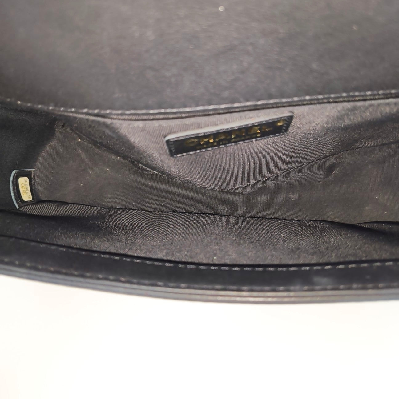 BOY CHANEL Medium Quilted Calfskin Black
