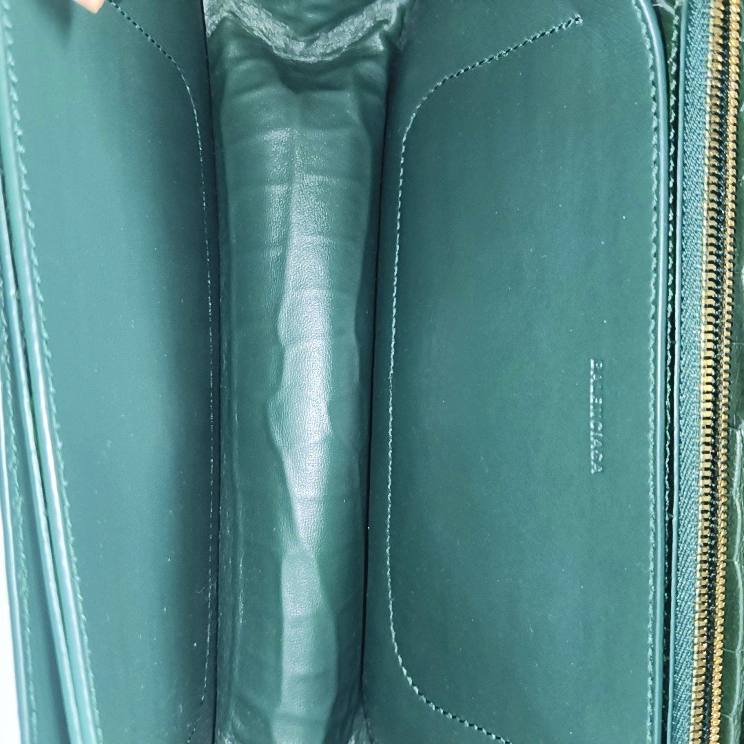 Calfskin Shoulder Bag Green