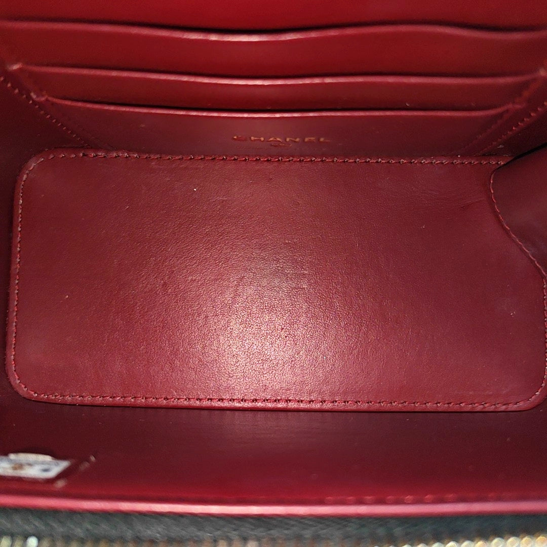 VANITY CASE Small Quilted Lambskin Black
