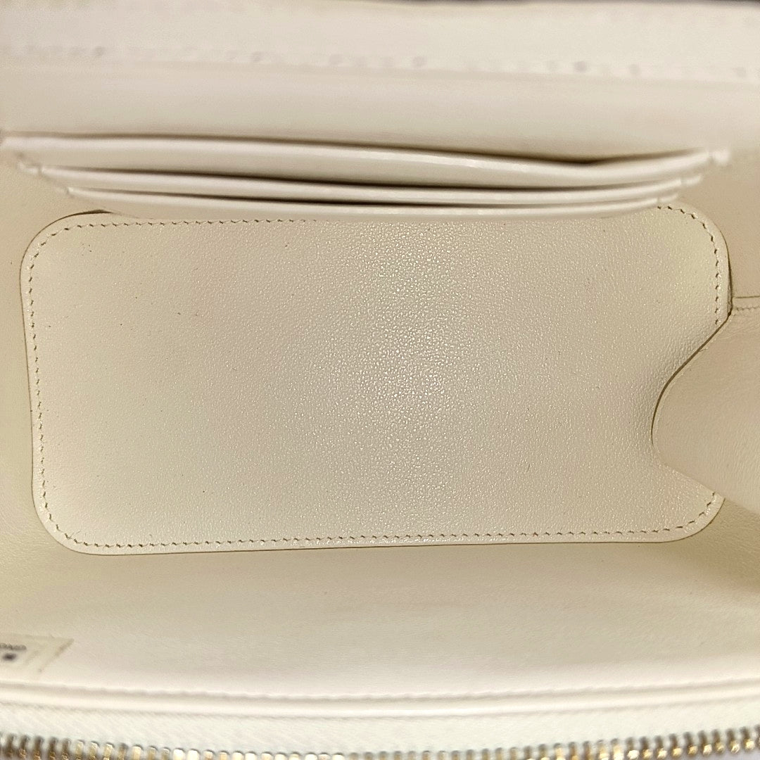 VANITY CASE Small Quilted Grained Calfskin White