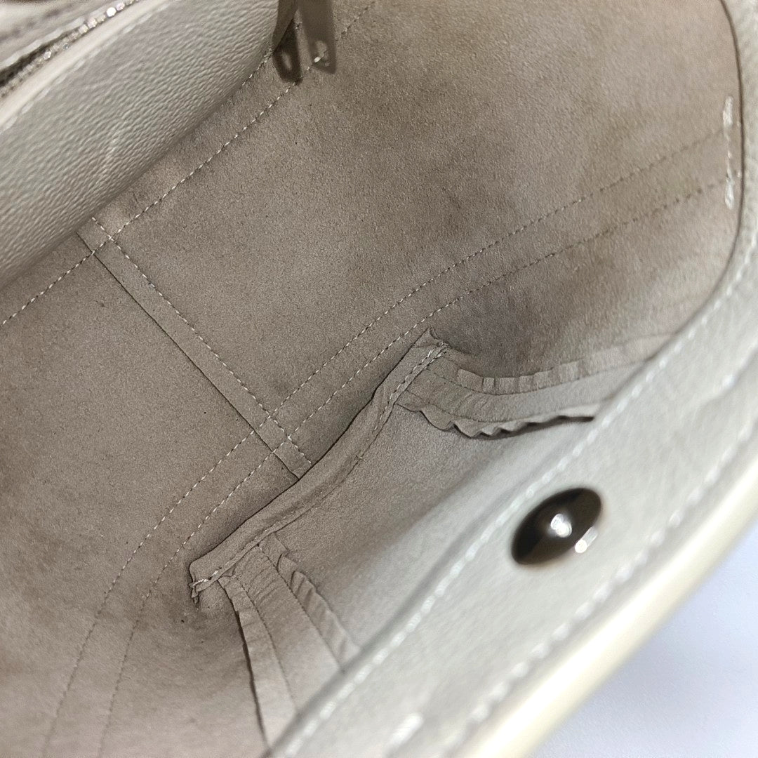 Everyday Calfskin Gray
