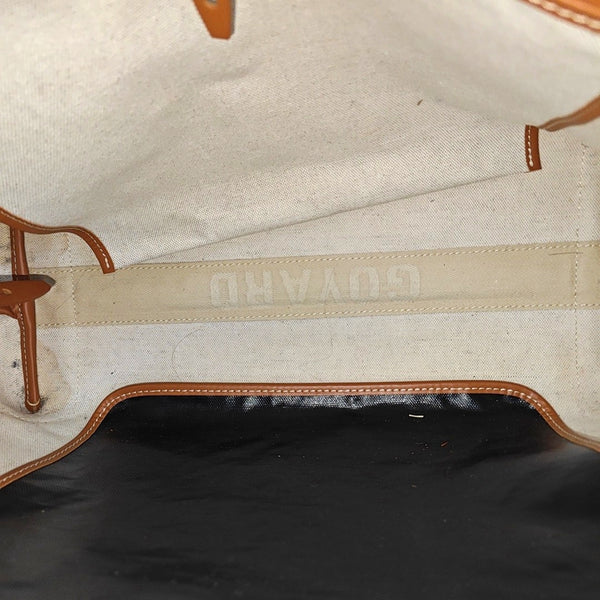 Bellechasse Biaude PM Coated Canvas Black