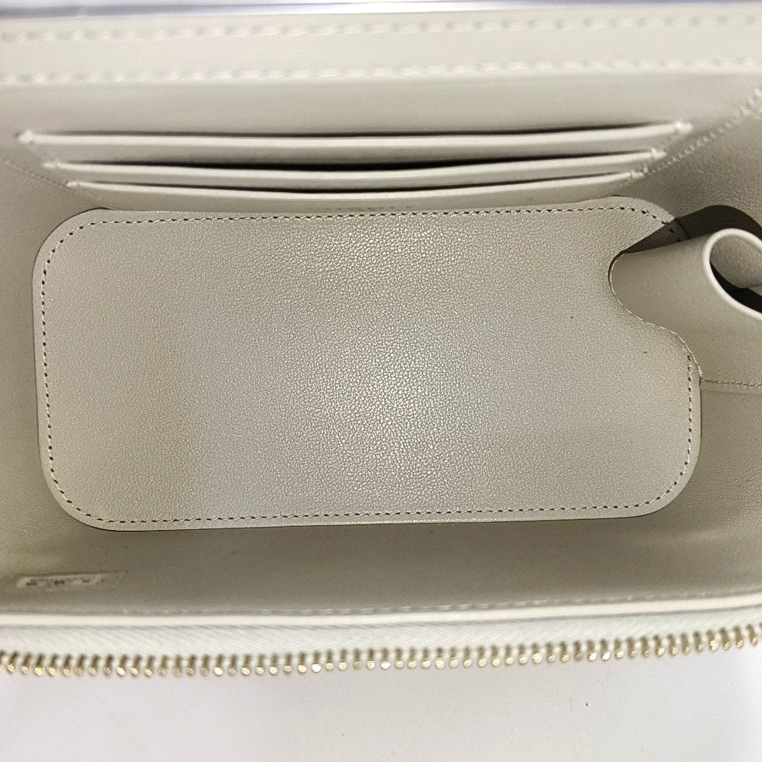 Authenticated pre-owned  VANITY CASE Small Quilted Lambskin Gray - Shoulder Bag at Looply
