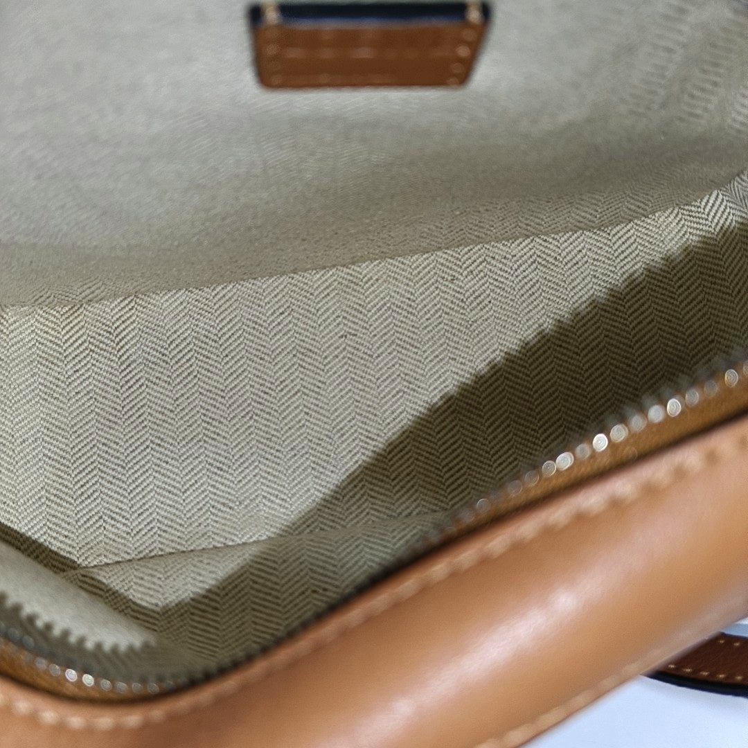 Puzzle Mini Calfskin Brown