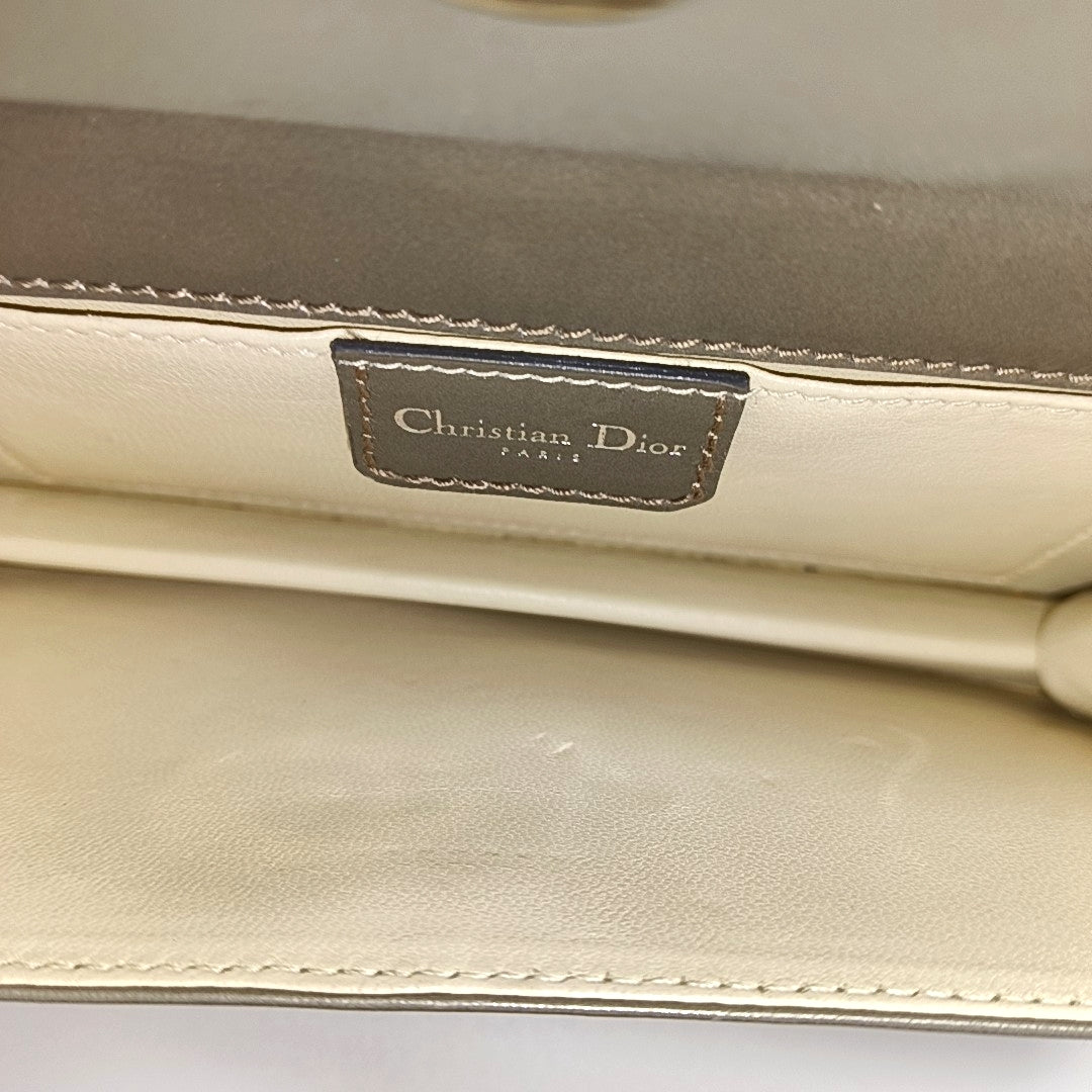 Patent Leather Gray