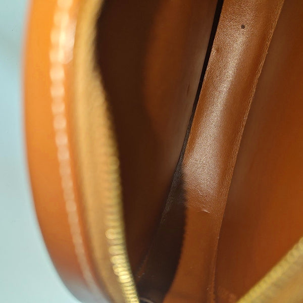 TRIOMPHE Small Calfskin Brown