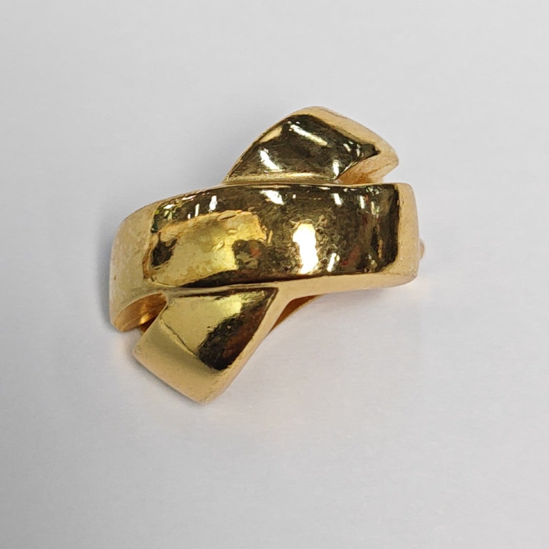 Twist Round Metal Gold Clip On Earrings