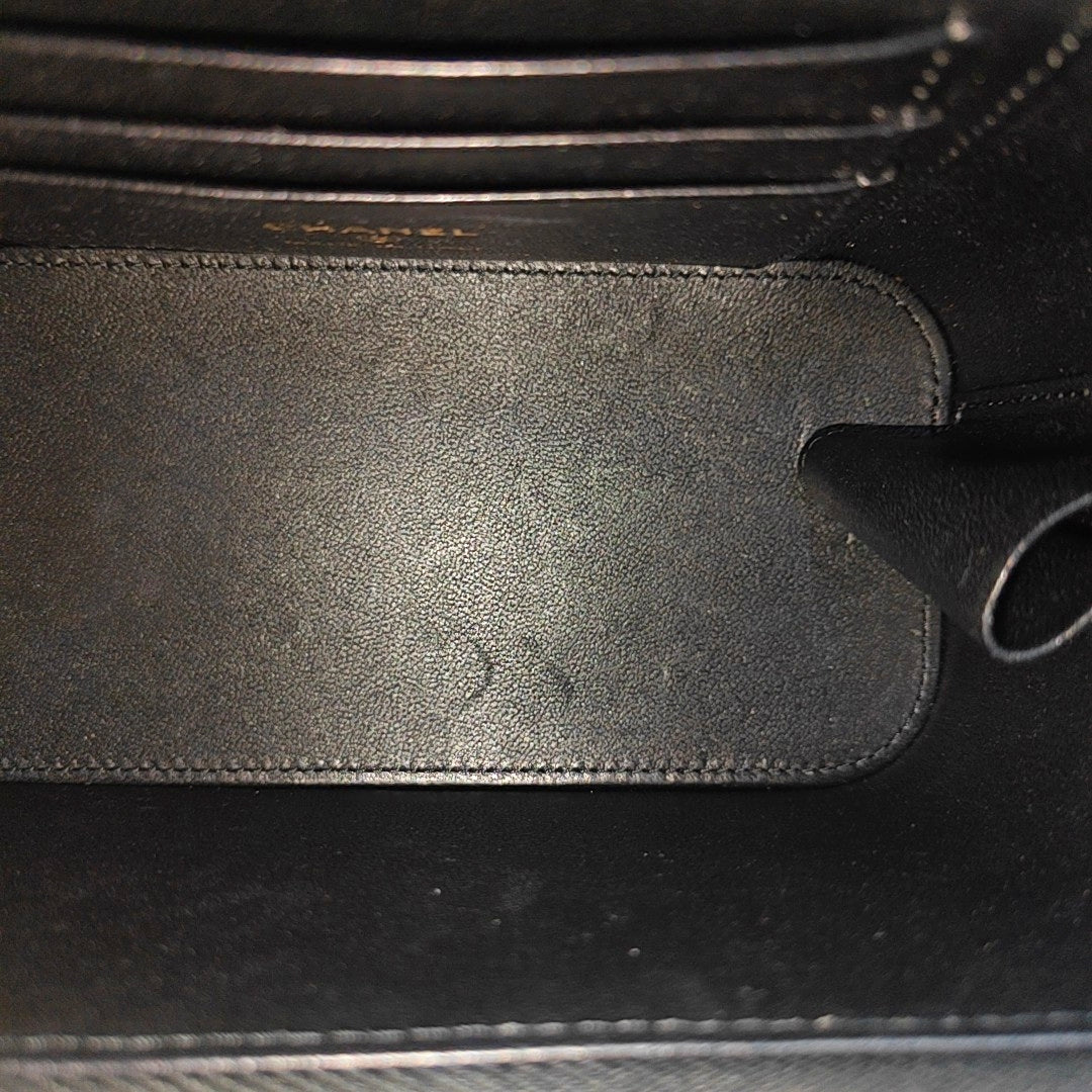 VANITY CASE Small Quilted Lambskin Black