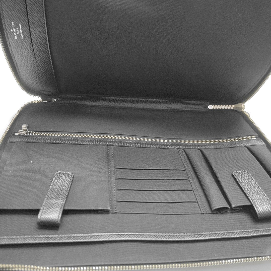 VLADIMIR Calfskin Black