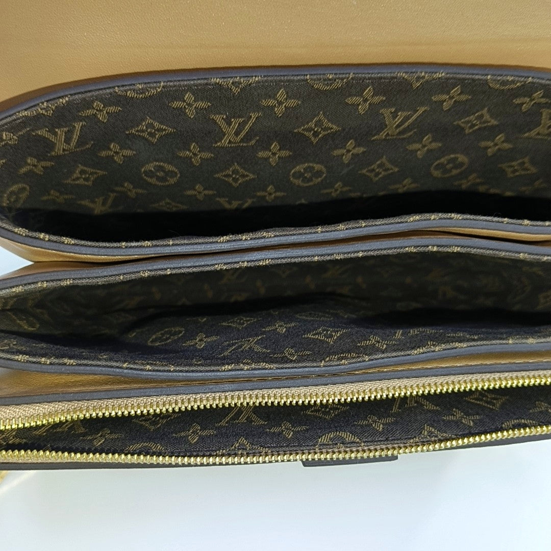 RENDEZ-VOUS Calfskin Beige