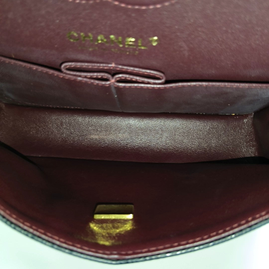 CLASSIC FLAP Small Quilted Grained Calfskin Black