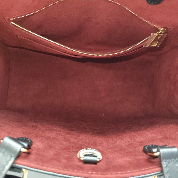 ONTHEGO MM Monogram Calfskin Black