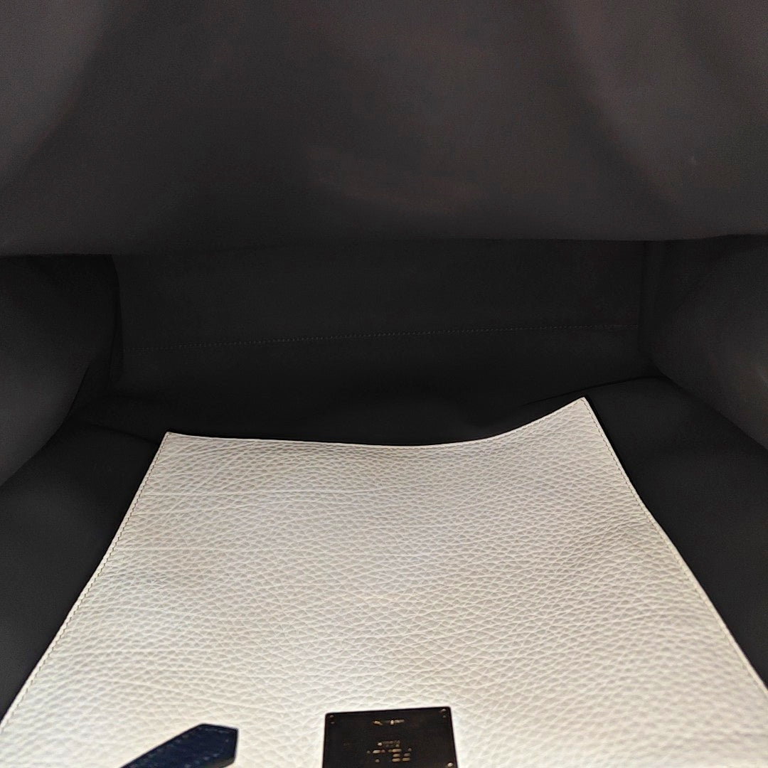 Authenticated pre-owned  Peekaboo Calfskin Blue - Tote Bag at Looply