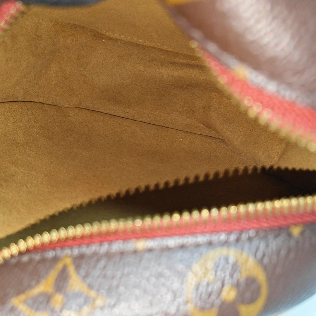 BOITE CHAPEAU PM Monogram Coated Canvas Brown