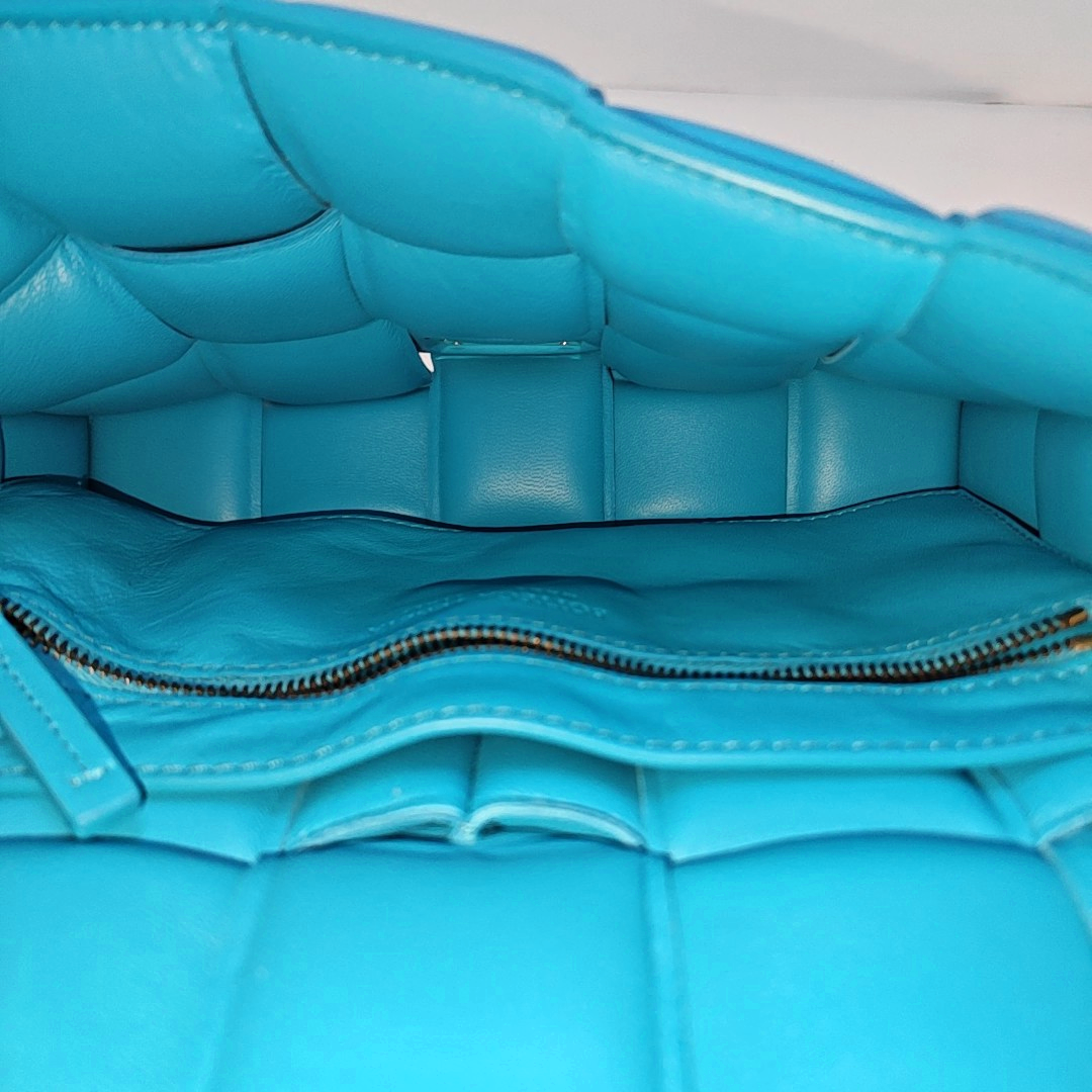 Cassette Lambskin Blue