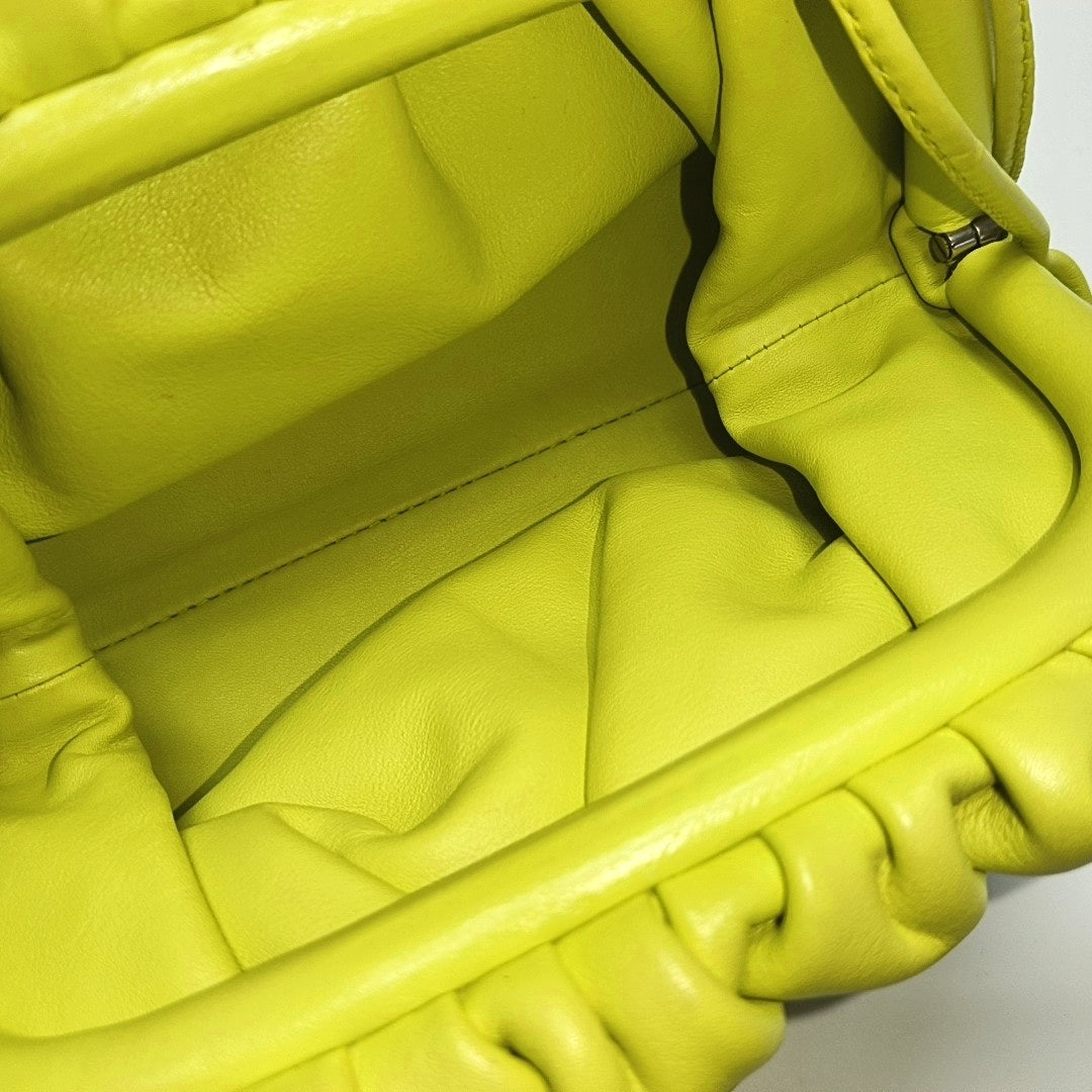 Authenticated pre-owned  The Pouch Mini Calfskin Green - Shoulder Bag at Looply