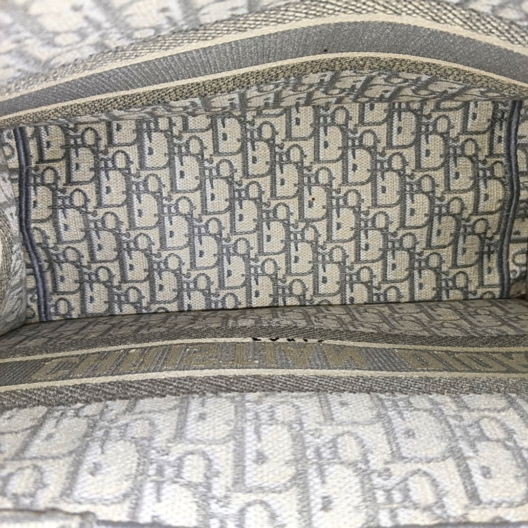 Book Tote Medium Oblique Canvas Gray