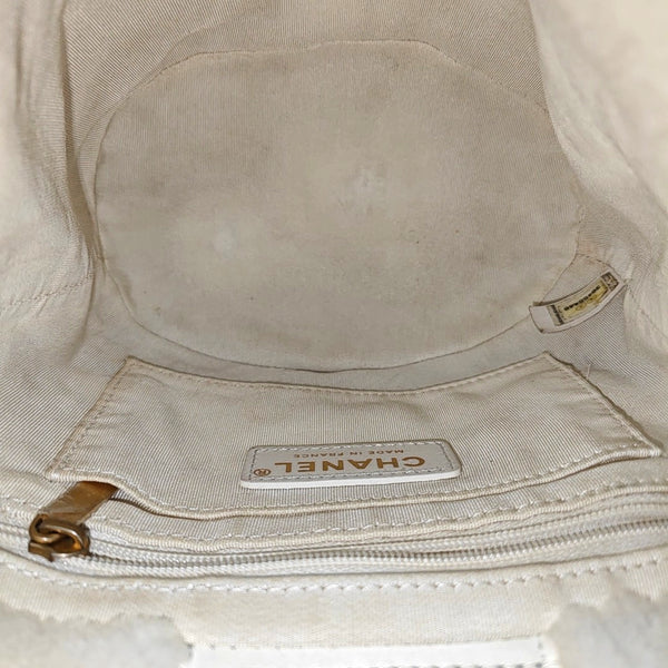 Quilted Sheepskin Bucket Bag White