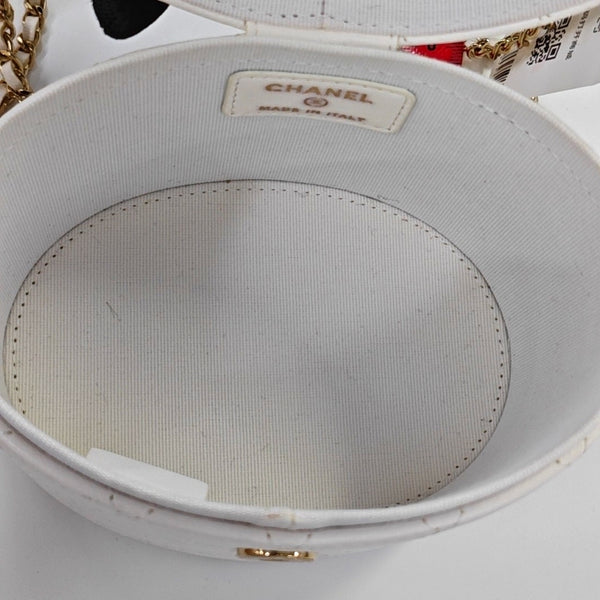 Round Vanity Medium Quilted Lambskin White