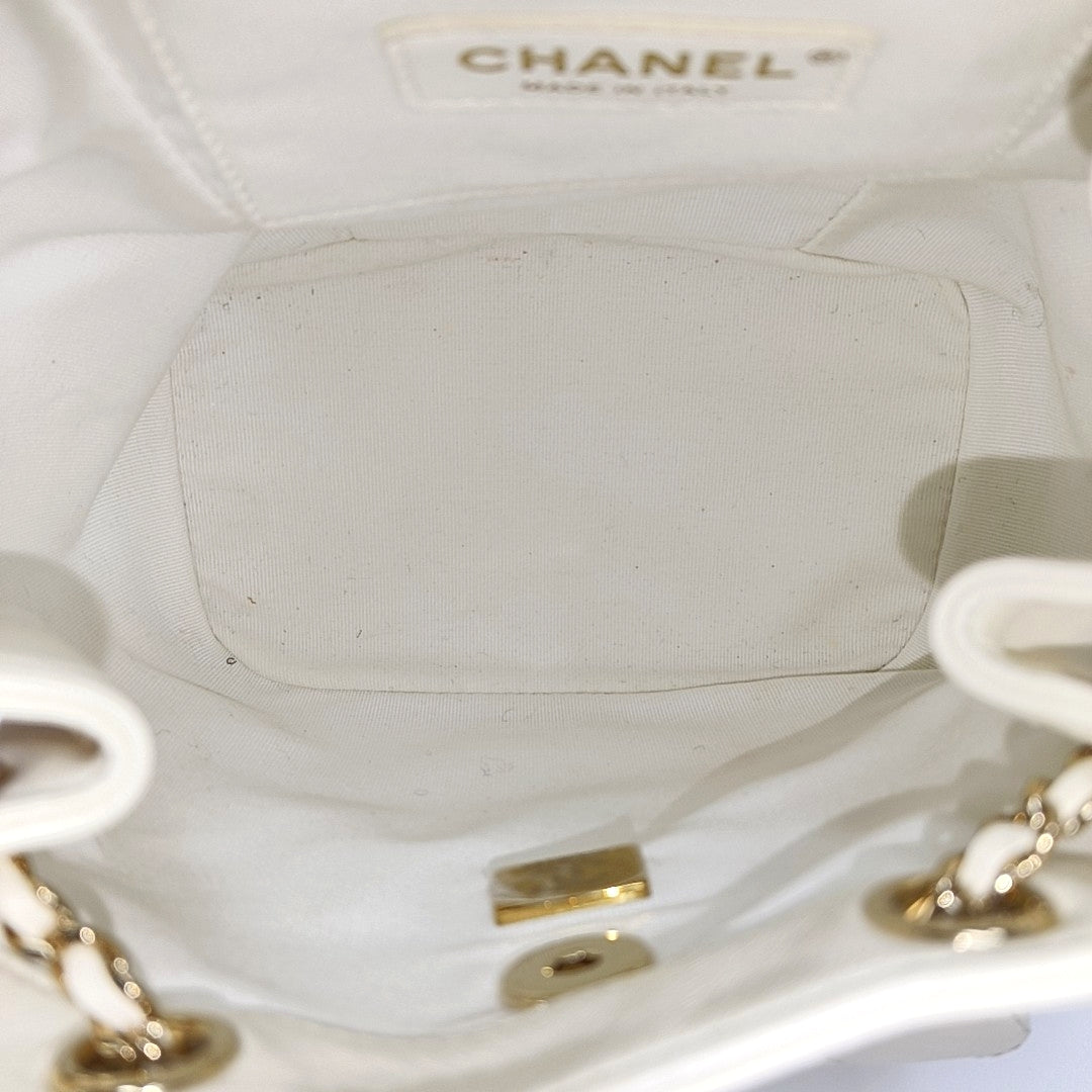DUMA Small Quilted Lambskin White